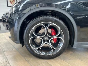 Car image 31
