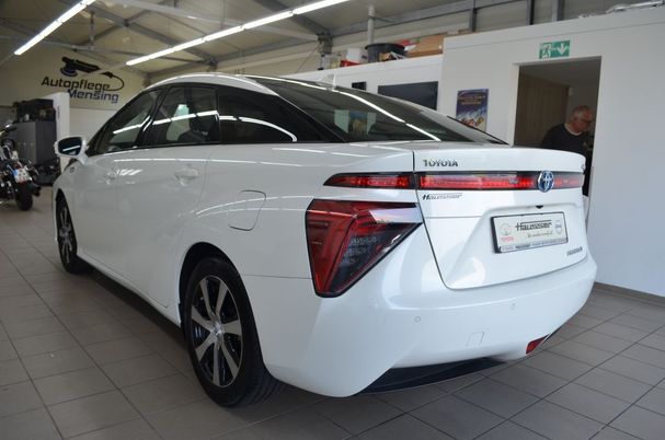 Toyota Mirai 113 kW image number 4