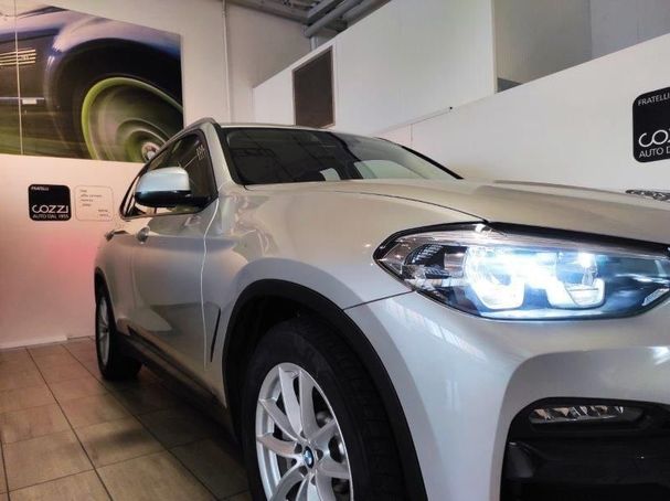 BMW X3 xDrive30e Advantage 215 kW image number 5