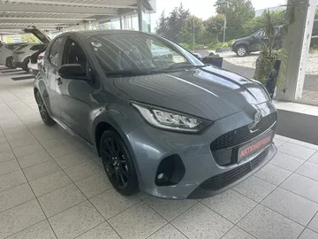 Car image 3