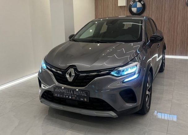 Renault Captur Blue dCi 115 85 kW image number 1