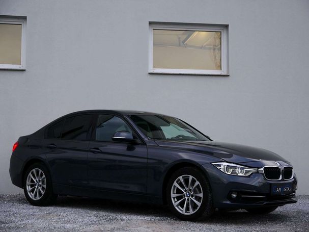 BMW 318i Sport Line 100 kW image number 4