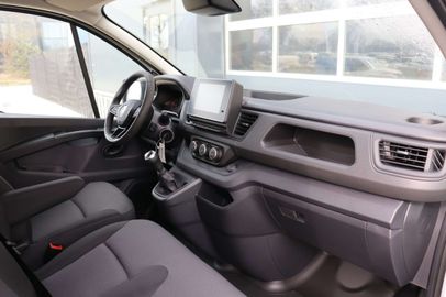 Car image 37