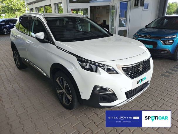 Peugeot 3008 130 Allure 96 kW image number 2