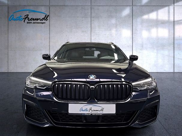 BMW 530d Touring xDrive 210 kW image number 10