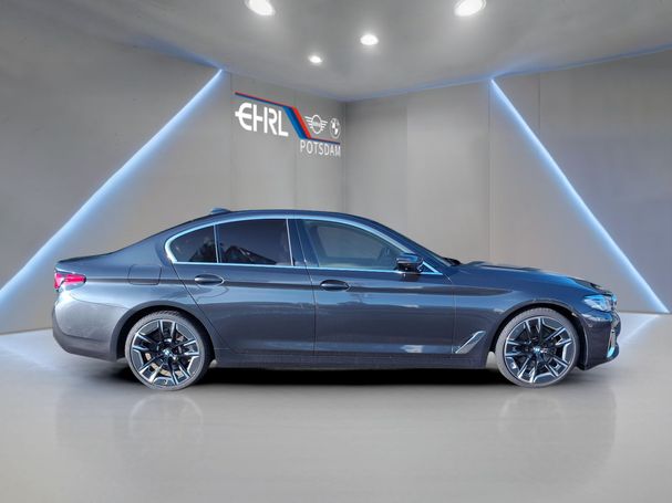 BMW 520d Luxury Line 140 kW image number 6