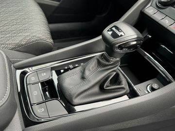 Car image 31