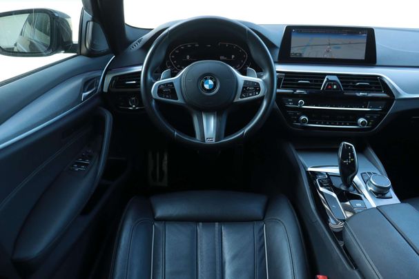 BMW 520i 135 kW image number 9