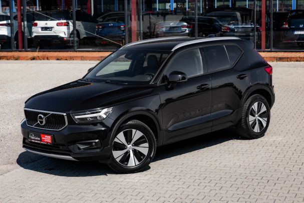 Volvo XC40 D3 Momentum 110 kW image number 3