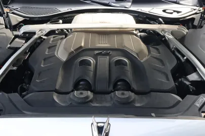 Car image 38