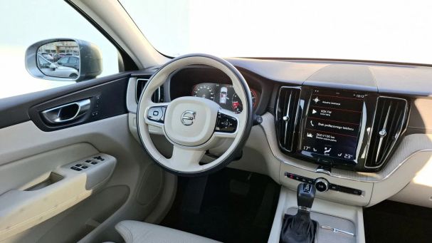 Volvo XC60 AWD 228 kW image number 12