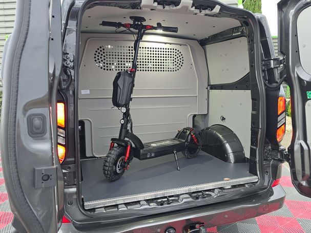 Ford Transit Custom L2H1 2.0 125 kW image number 21