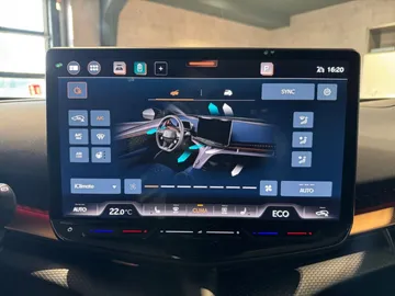 Car image 31