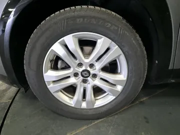 Car image 42
