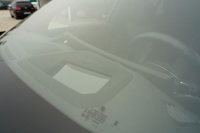 Car image 33