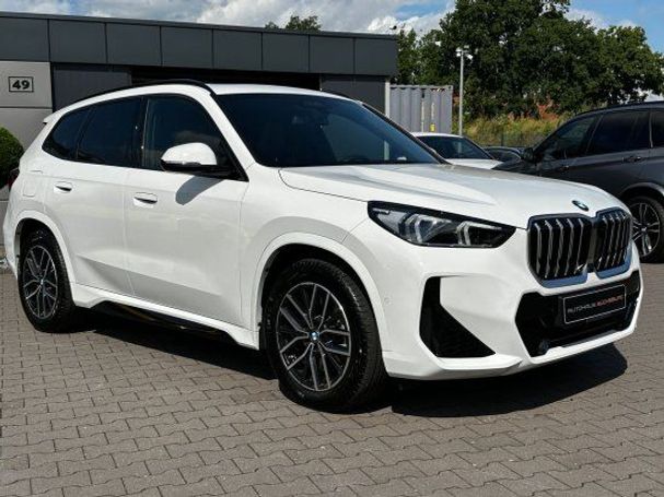 BMW X1 xDrive23i 160 kW image number 2