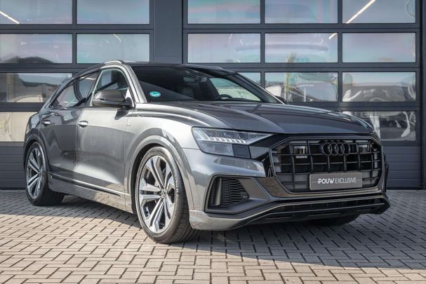 Audi Q8 55 TFSIe quattro 280 kW image number 9