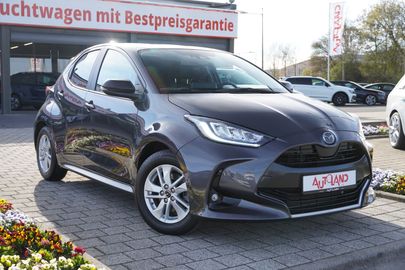 Car image 3