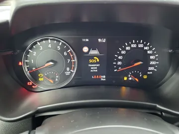 Car image 23