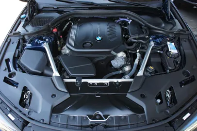Car image 28