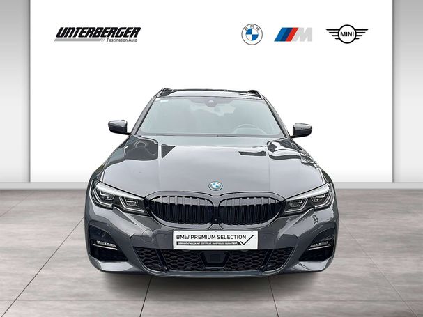 BMW 330 Touring e M Sport xDrive 215 kW image number 2