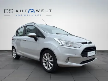 Car image 3
