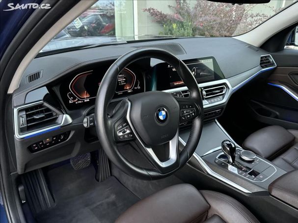 BMW 320d Touring xDrive 140 kW image number 20