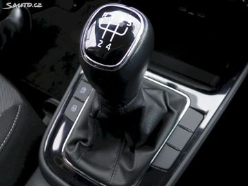 Car image 25