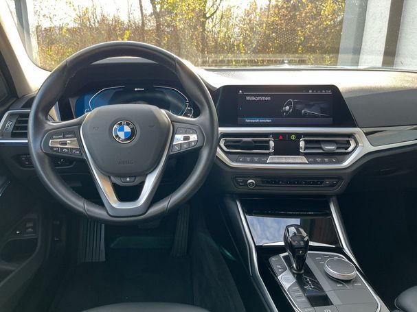 BMW 330e Touring Sport Line 215 kW image number 5