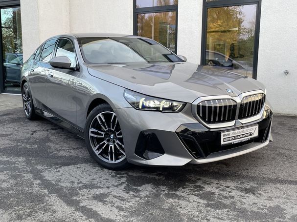 BMW 520i 140 kW image number 20