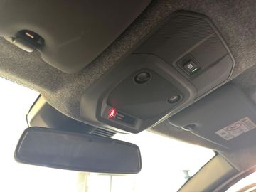 Car image 37