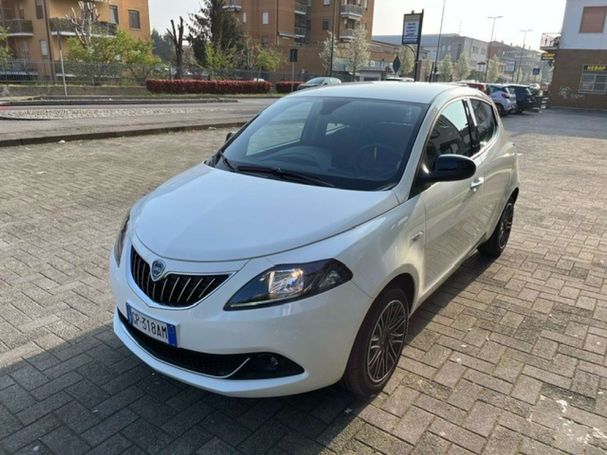 Lancia Ypsilon 51 kW image number 1