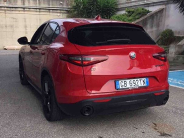 Alfa Romeo Stelvio 2.2 AT8 Q4 140 kW image number 4