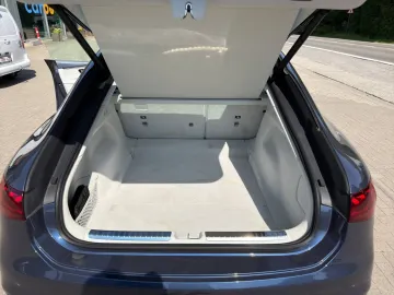 Car image 45