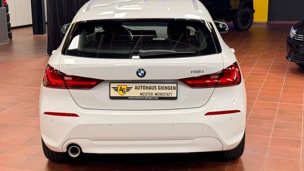 BMW 116i Advantage 80 kW image number 2