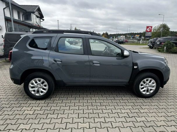 Dacia Duster TCe 100 Essential 74 kW image number 9