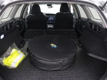 Car image 36