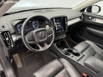 Car image 26