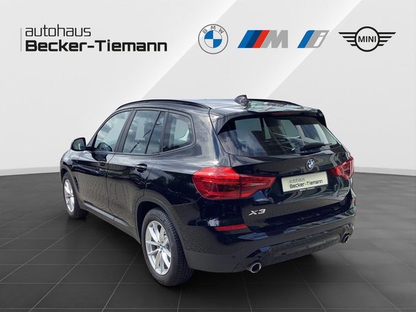 BMW X3 xDrive20i Advantage 135 kW image number 4