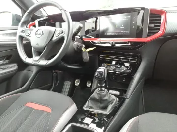 Car image 28