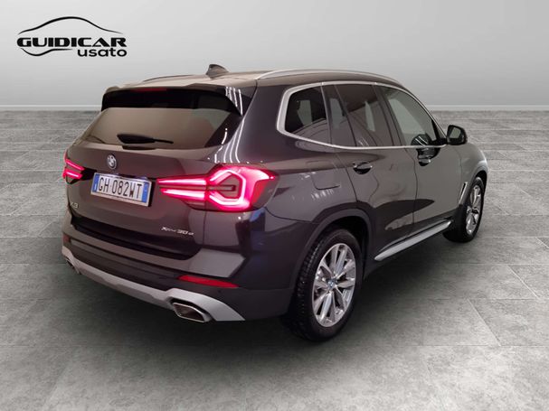 BMW X3 xDrive30e 215 kW image number 6