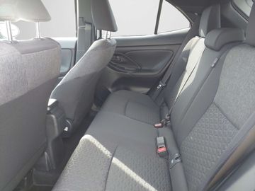 Car image 13