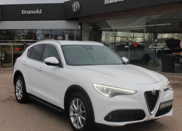 Alfa Romeo Stelvio 2.2 Diesel 16V AT8 Q4 Lusso 140 kW image number 2