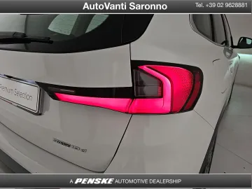 Car image 39