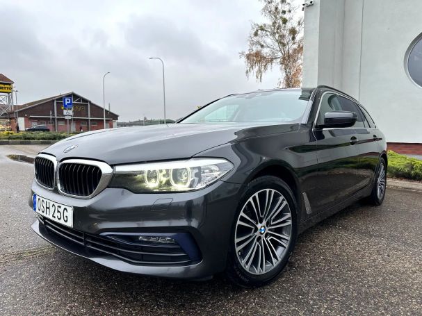 BMW 520d Touring Sport Line 140 kW image number 1