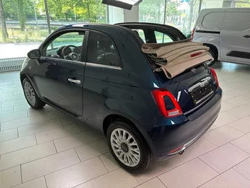 Car image 18