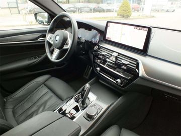 Car image 31