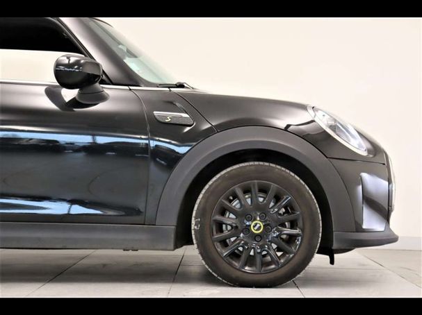 Mini Cooper SE Essential 137 kW image number 6