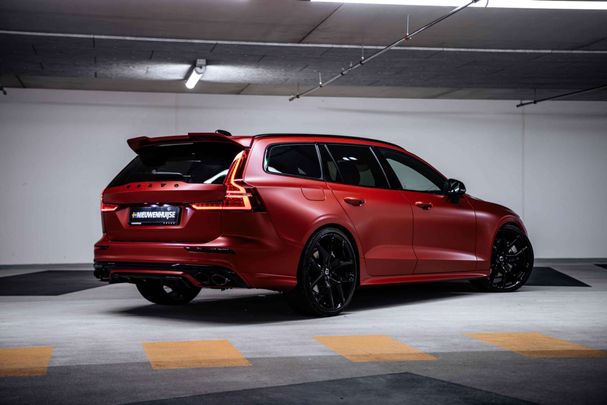 Volvo V60 T8 Dark AWD Ultimate 335 kW image number 33