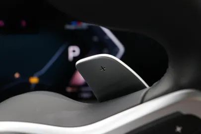 Car image 49
